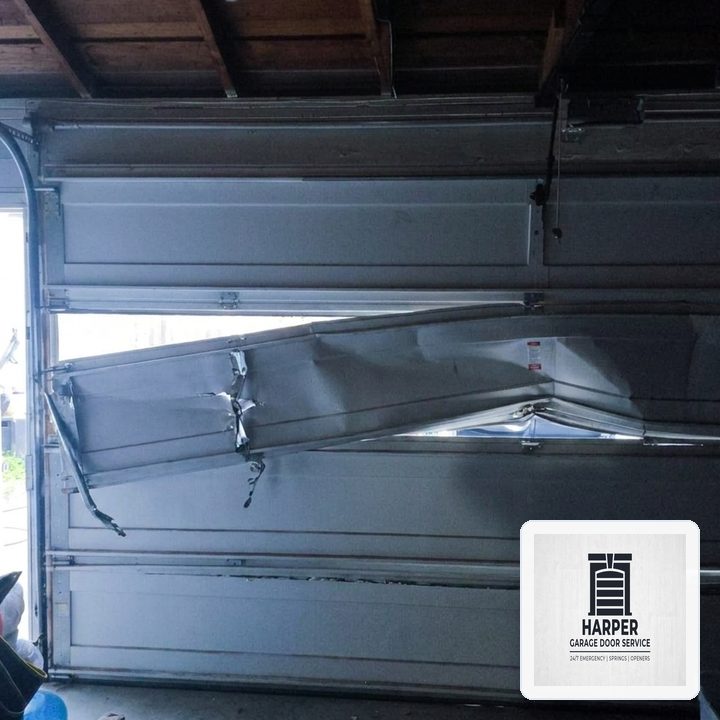 Harper Garage Door Service in Devine, TX: Heavy-Duty Steel Section Strut & 11-Gauge Hinge Reinforcement - Devine, TX